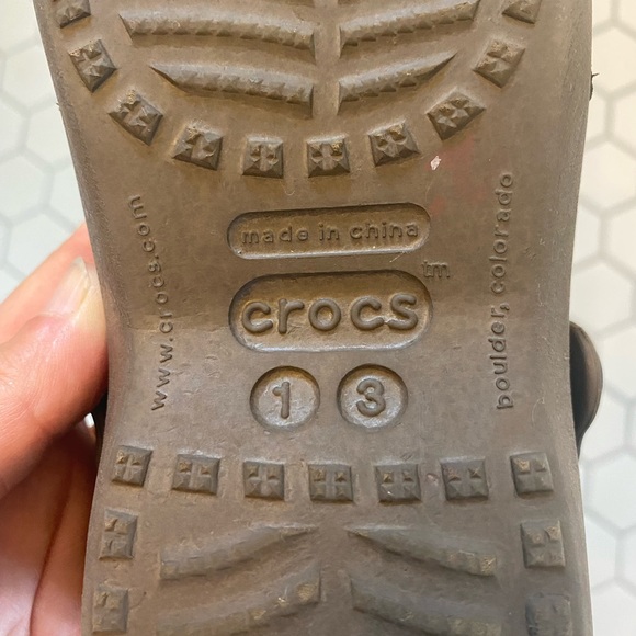 Kids Crocs size 13 - Picture 5 of 5